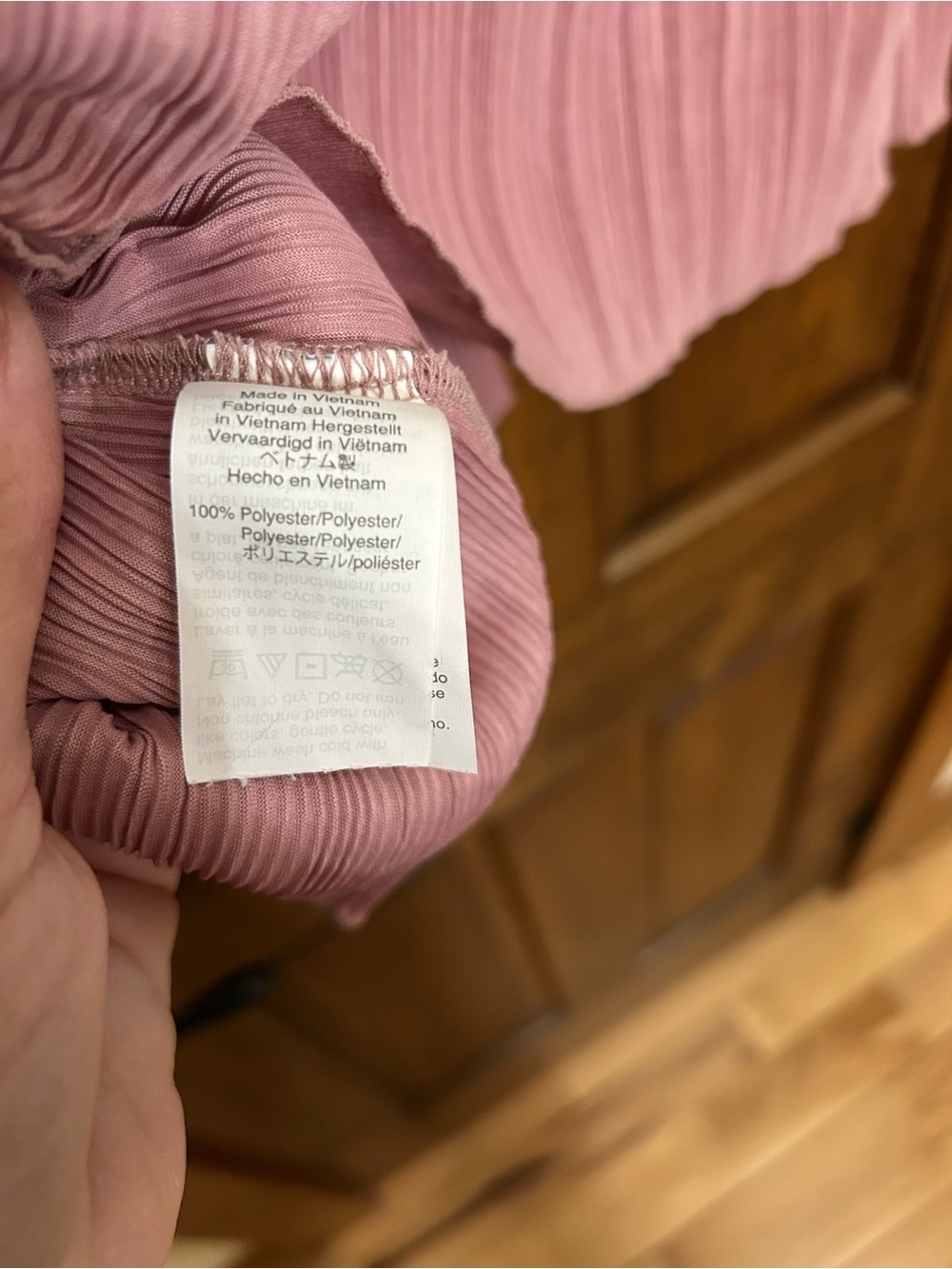 Madewell Blush Pink Short Sleeve Shirt
Ribbed Pleated Dressy Small (L-15) - Picture 5 of 5